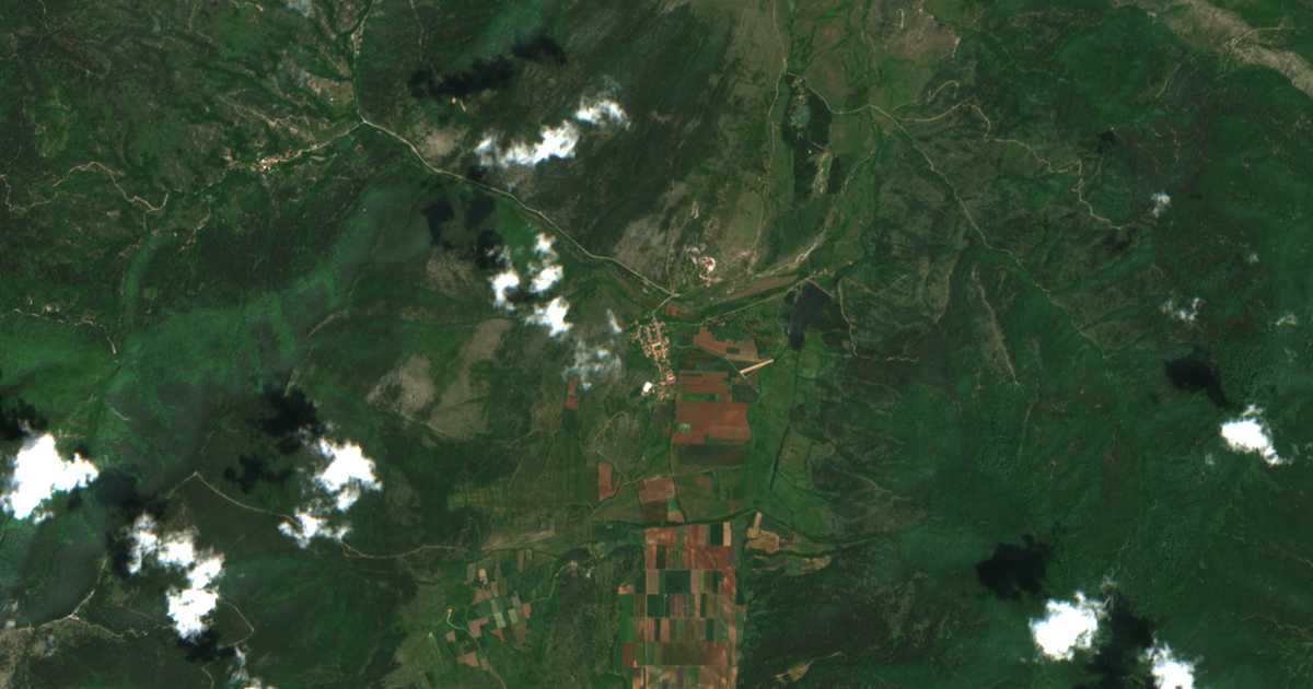Satellite map of Nova Lovcha