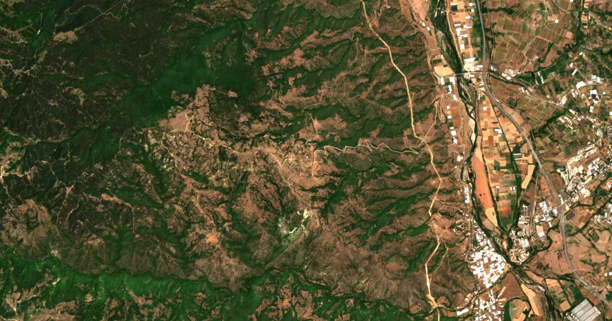 Satellite map of Krastiltsi