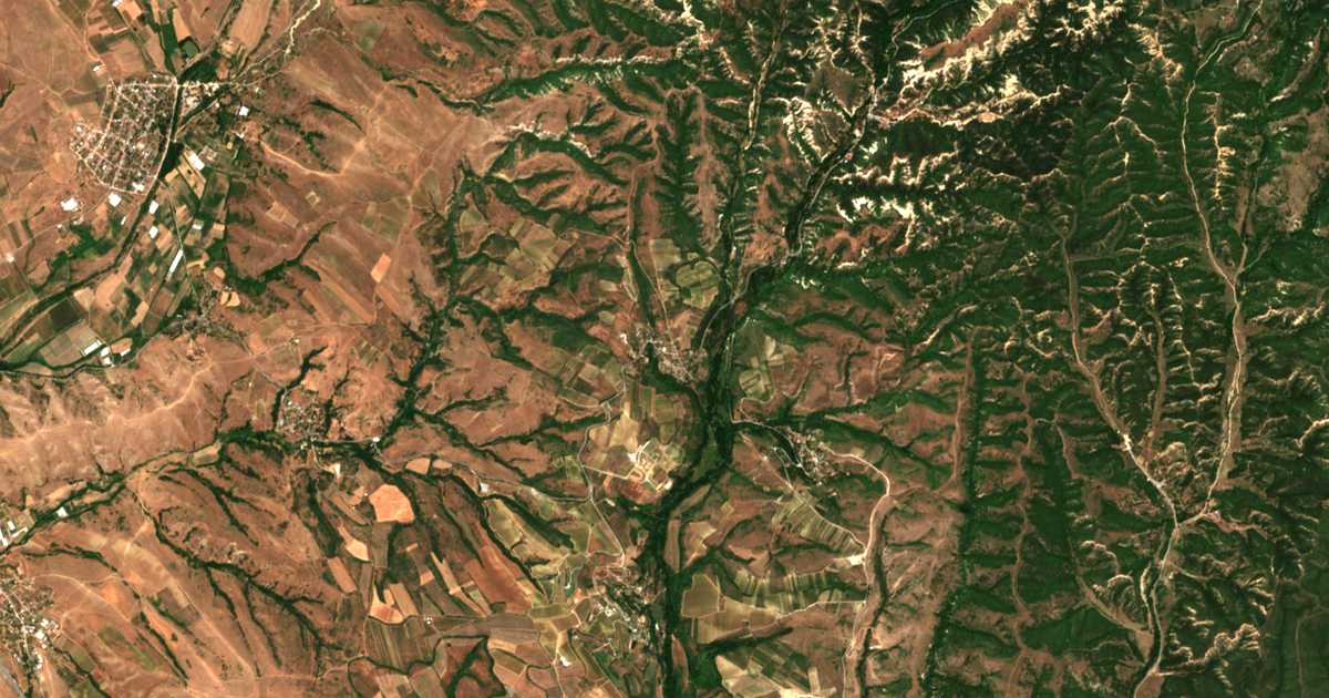 Satellite map of Lozenitsa