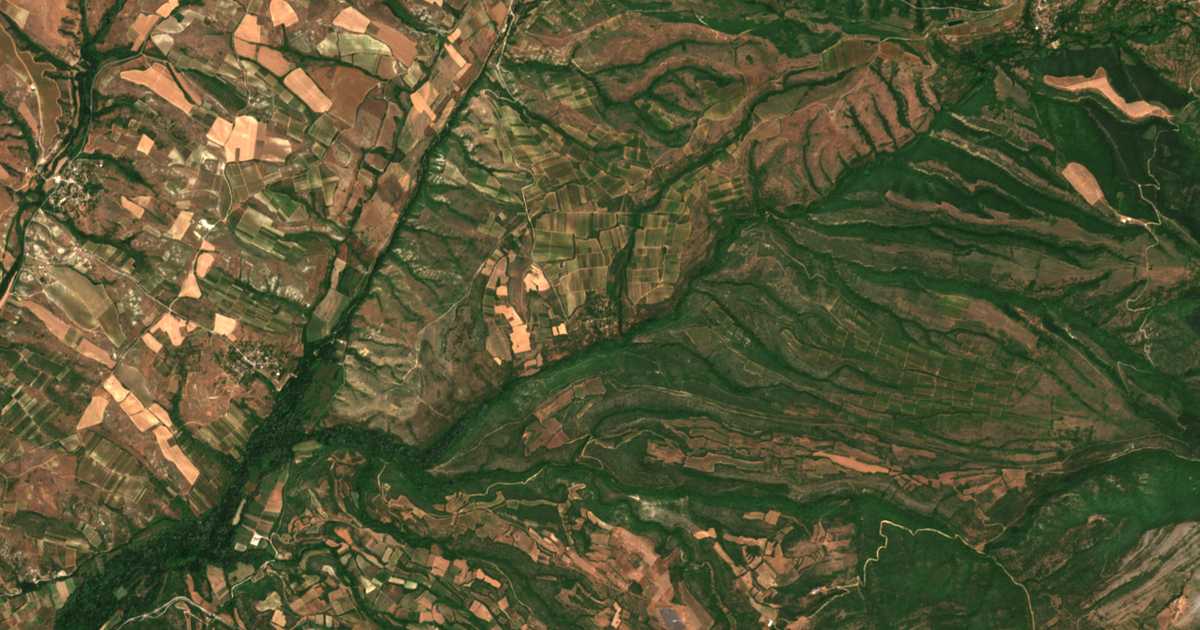 Satellite map of Piperitsa