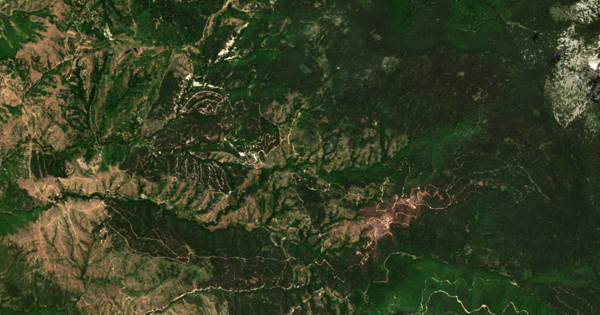 Satellite map of Senokos