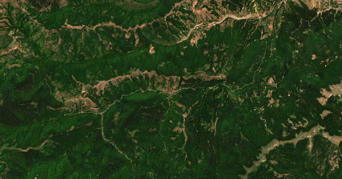 Satellite map of Sushitsa