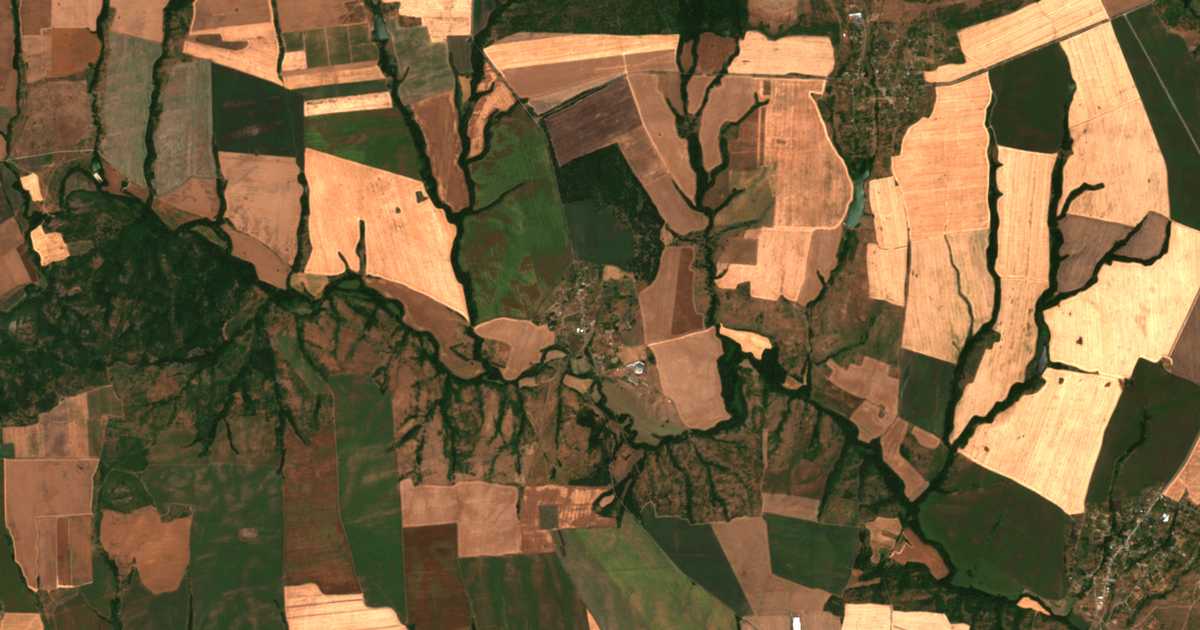 Satellite map of Malina