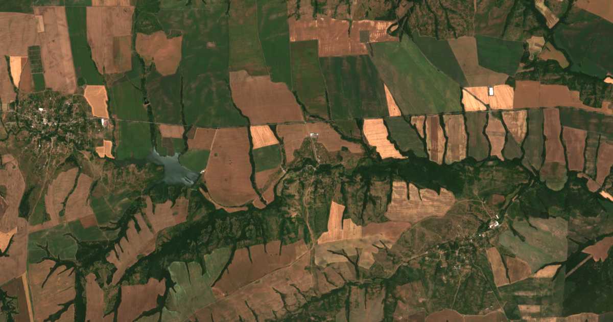 Satellite map of Radoynovo