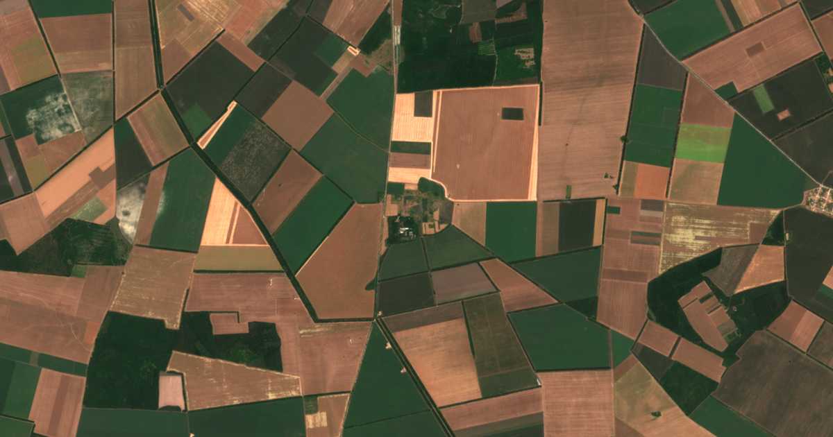 Satellite map of Karvuna