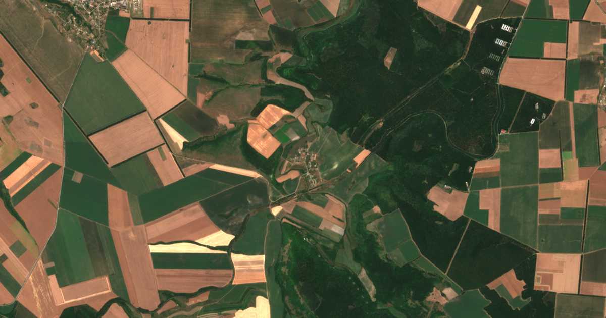 Satellite map of Novo Botevo