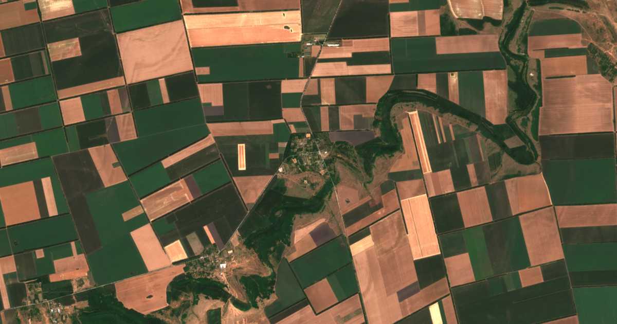 Satellite map of Sarnino