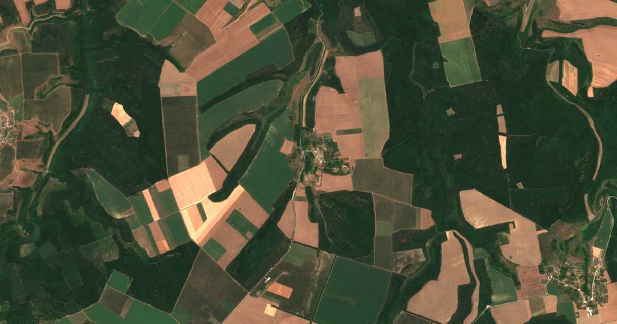 Satellite map of Guslar