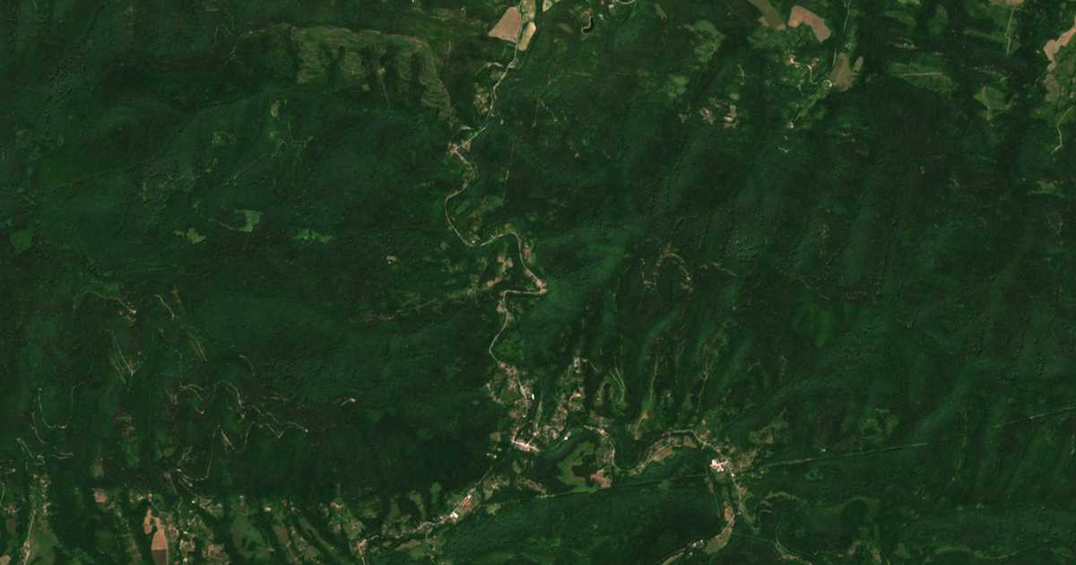 Satellite map of Popska