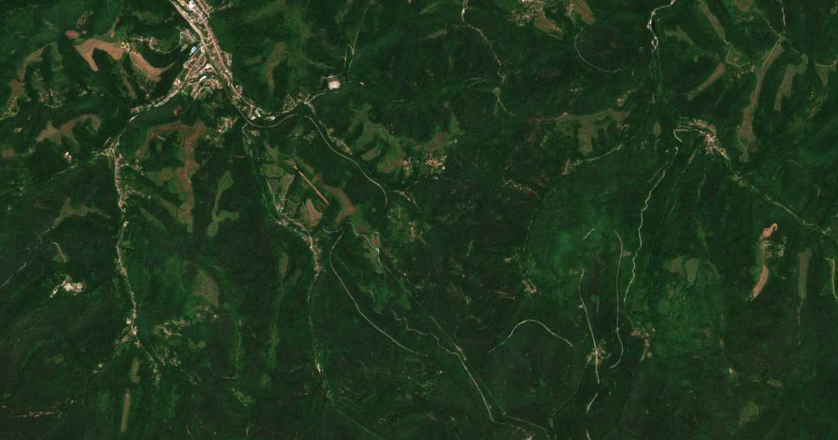 Satellite map of Brezhnitsite