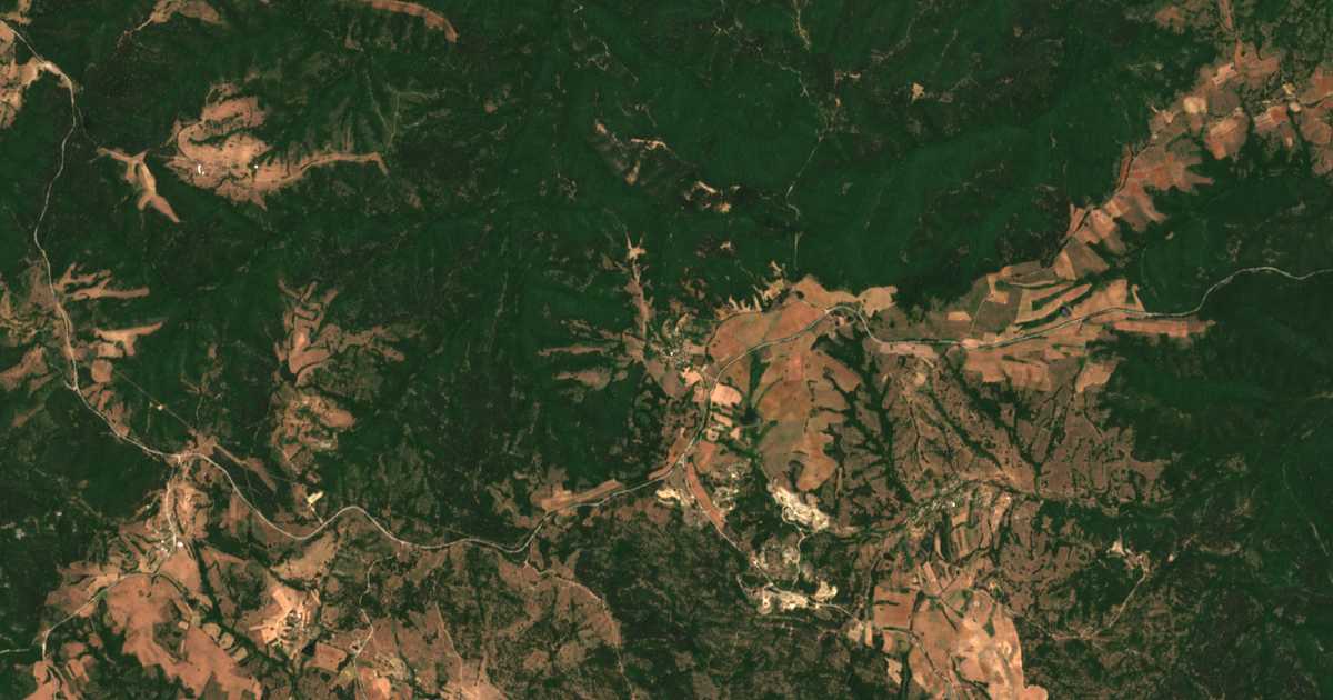 Satellite map of Cherni Rid