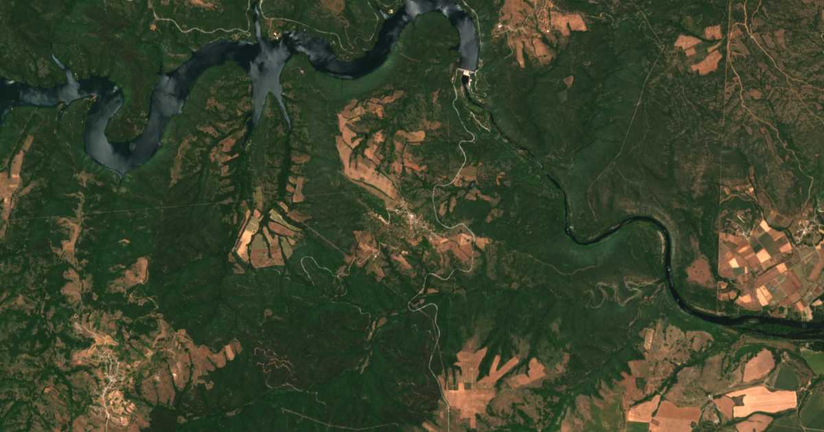 Satellite map of Huhla