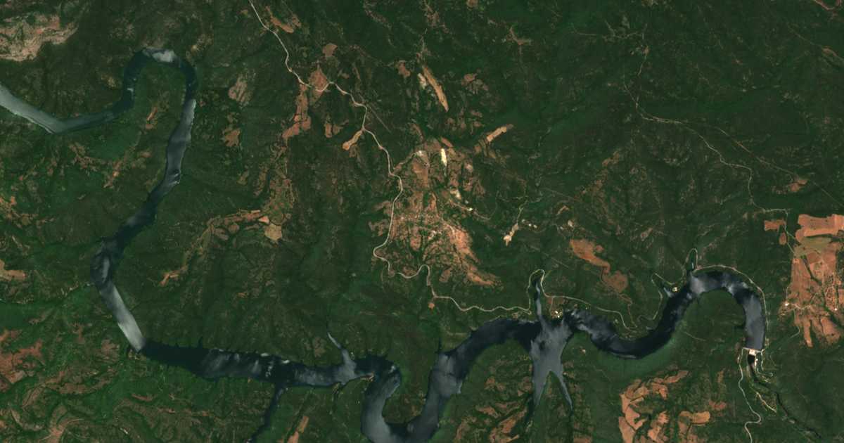 Satellite map of Kamilski Dol