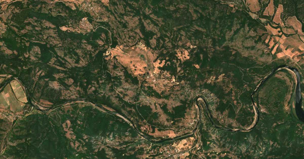 Satellite map of Gorno Pole
