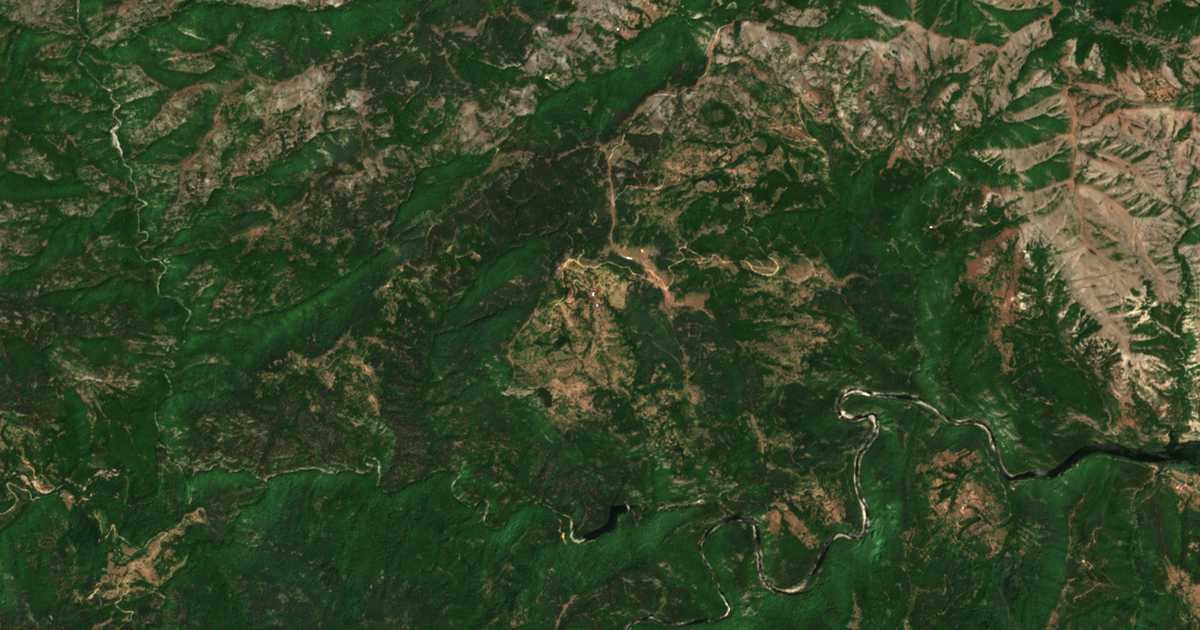 Satellite map of Pesnopoy