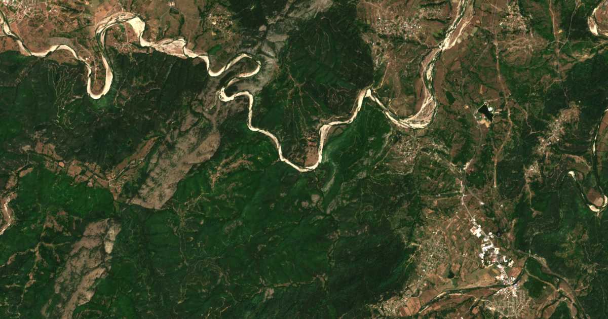 Satellite map of Vurli dol