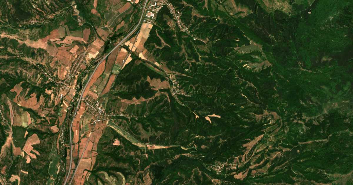 Satellite map of Krayni Dol