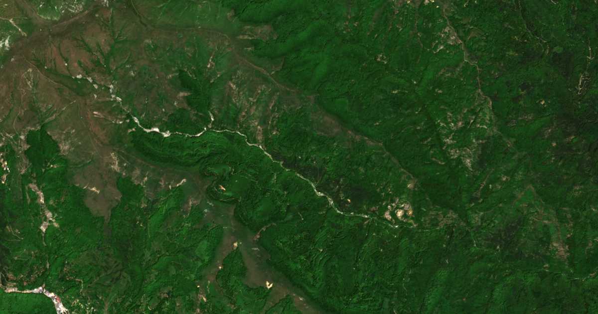 Satellite map of Sazhdenik