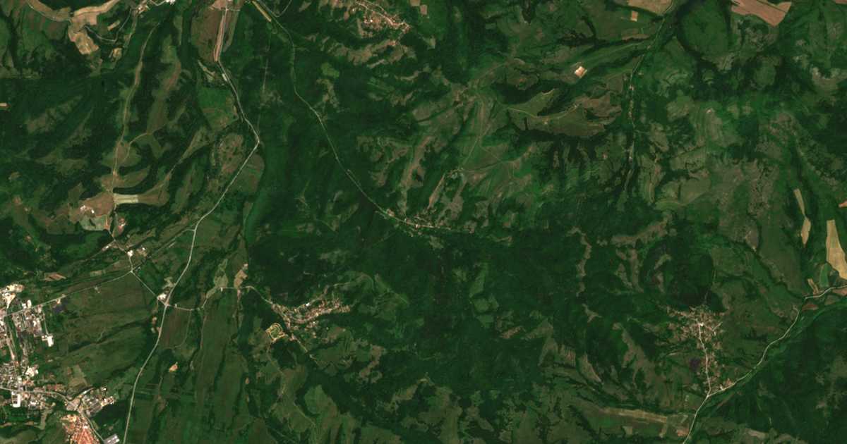 Satellite map of Pesochnitsa