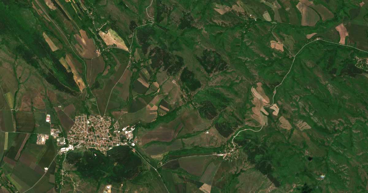 Satellite map of Goz