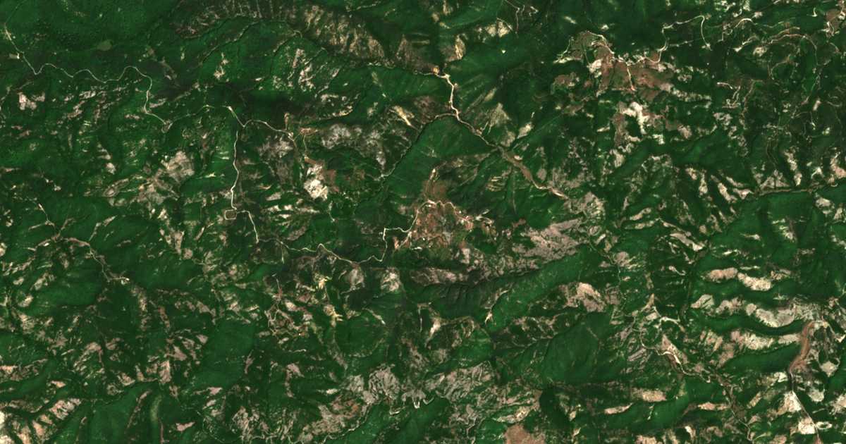 Satellite map of Tri mogili