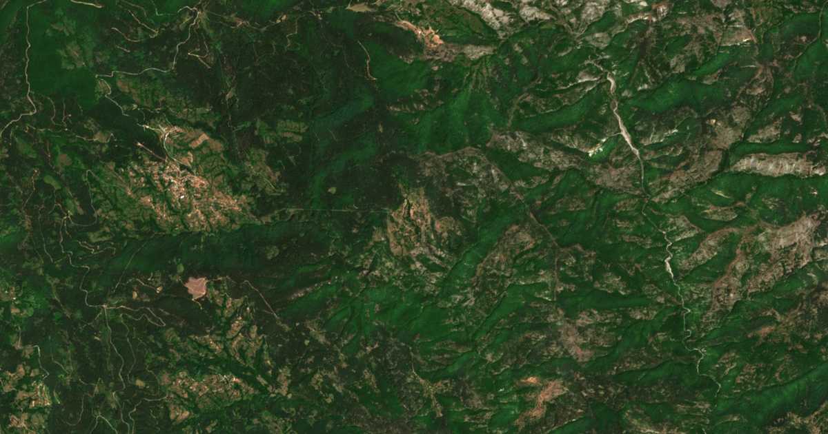 Satellite map of Dve topoli