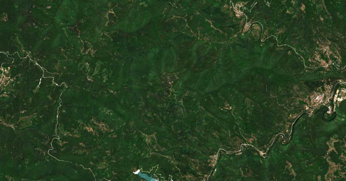 Satellite map of Dabova