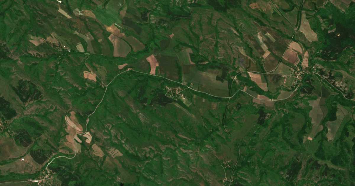 Satellite map of Delyan