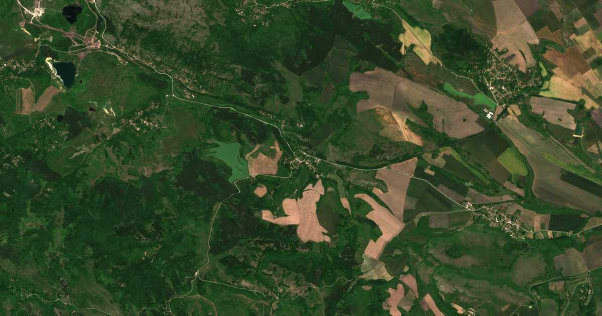 Satellite map of Dragotintsi