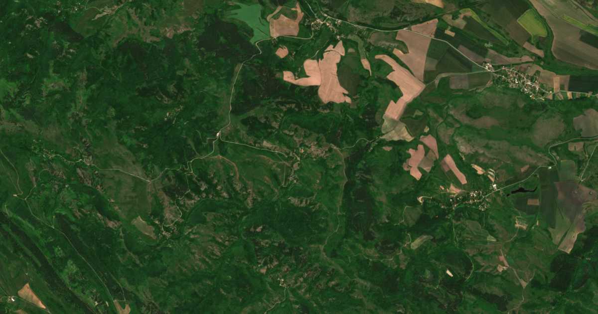 Satellite map of Povalirazh