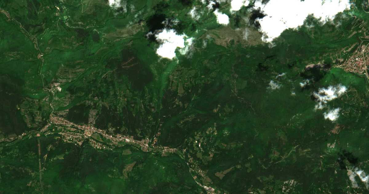 Satellite map of Dobarchin