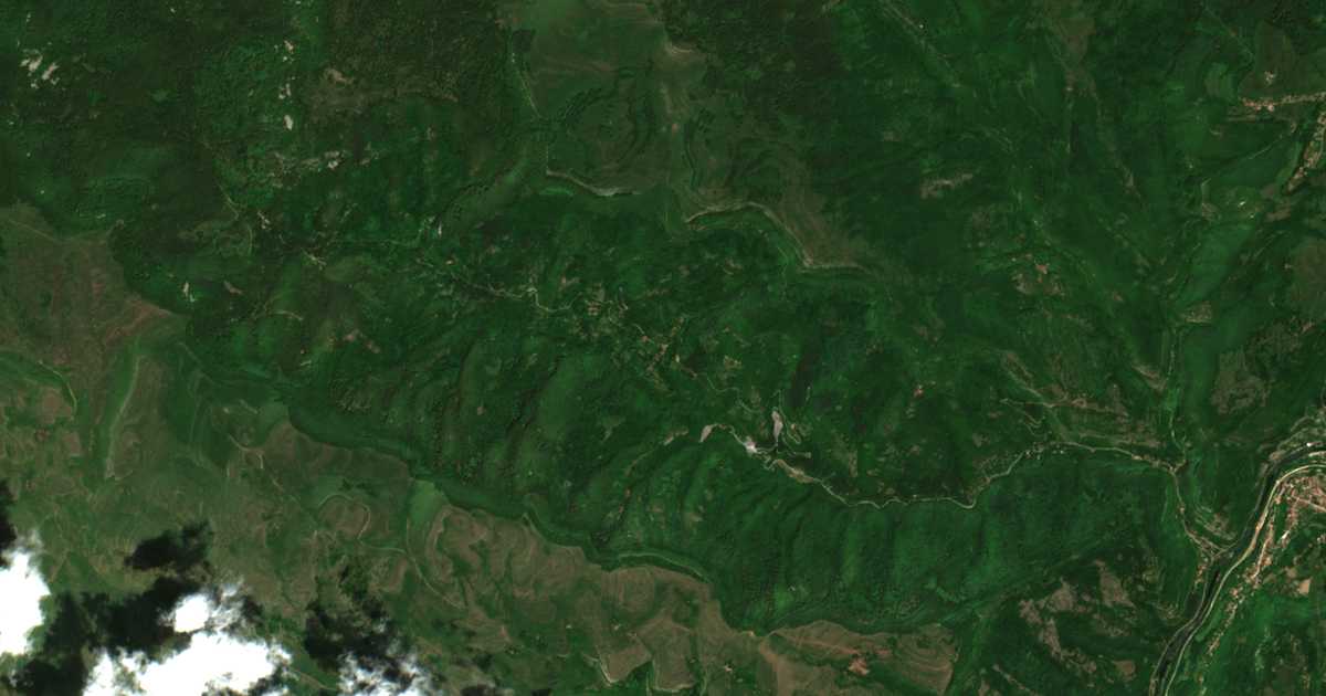 Satellite map of Gubislav