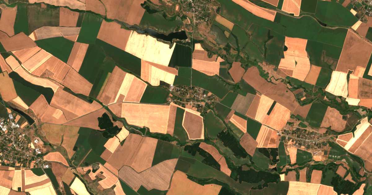 Satellite map of Kravino