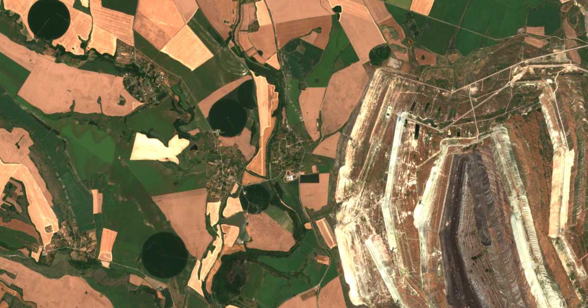 Satellite map of Beli bryag