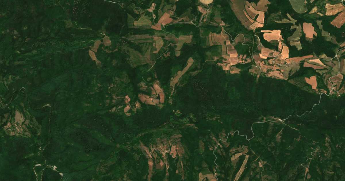 Satellite map of Bukak