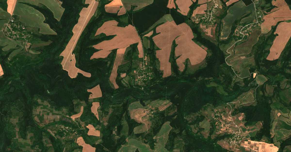 Satellite map of Ivancha