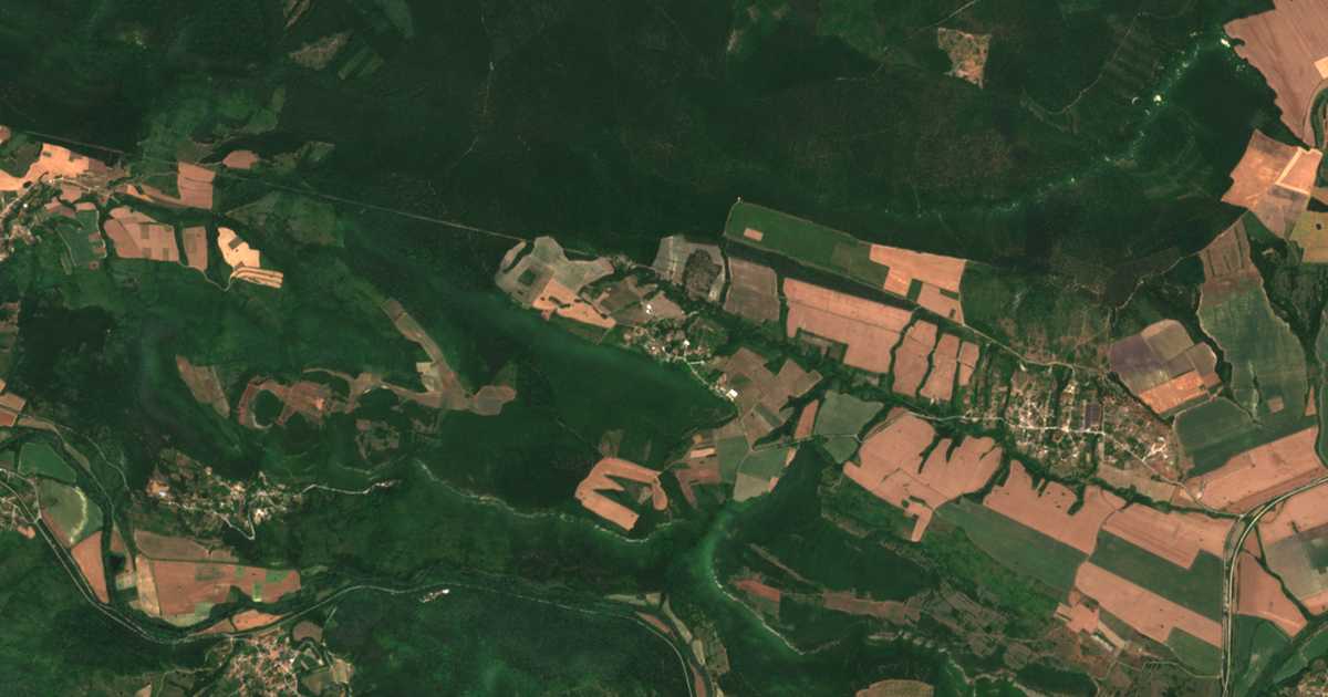 Satellite map of Sladka voda