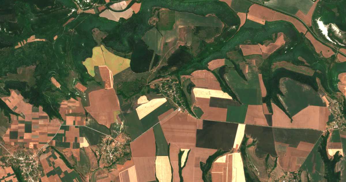 Satellite map of Nenovo
