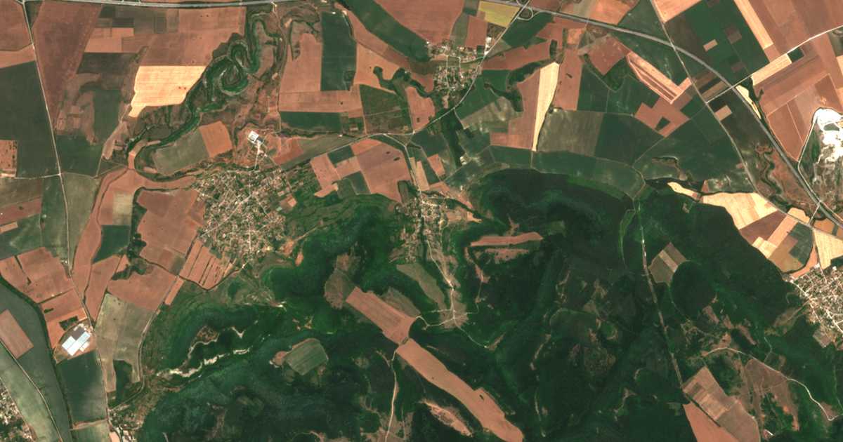 Satellite map of Staroselets