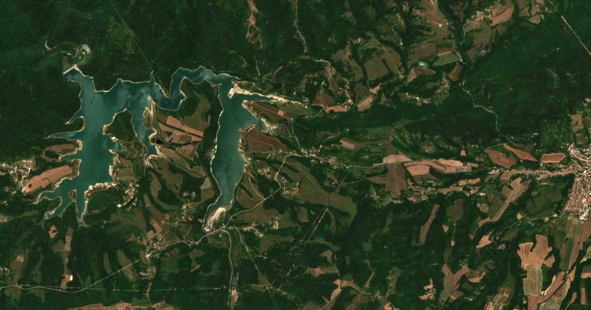 Satellite map of Yakovtsi