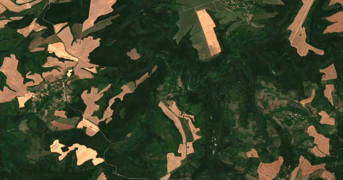 Satellite map of Lyubentsi