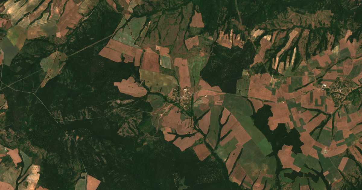 Satellite map of Dennitsa