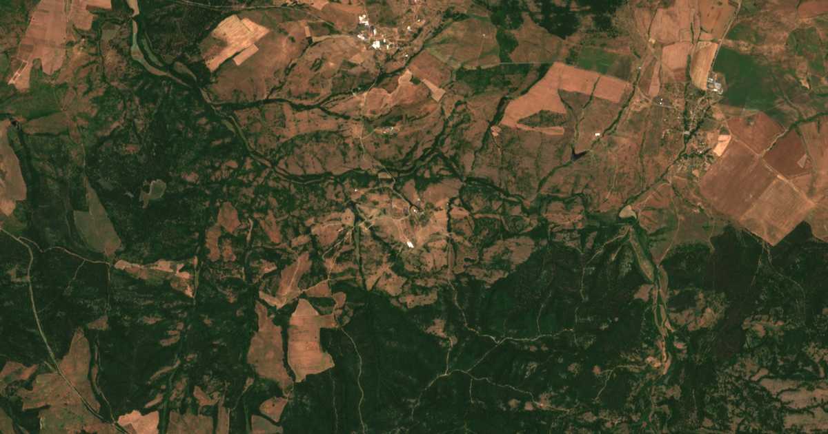 Satellite map of Iglika