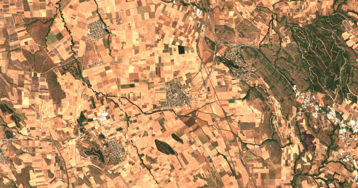 Satellite map of Megali Vrysi