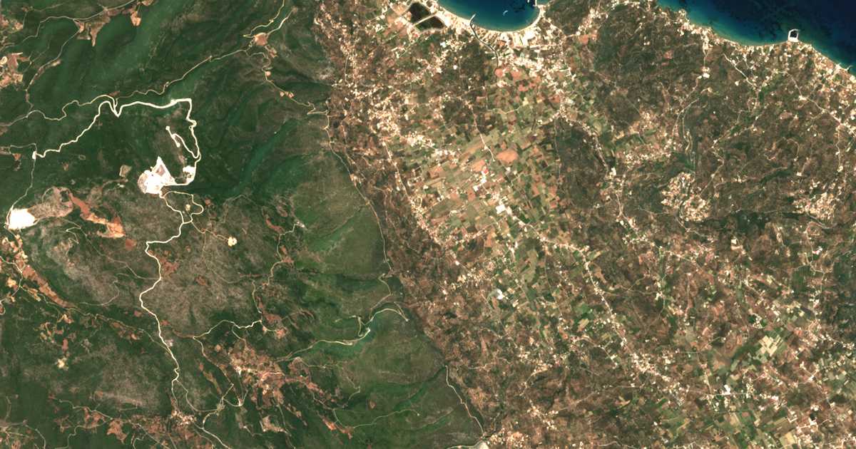 Satellite map of Pigadakia