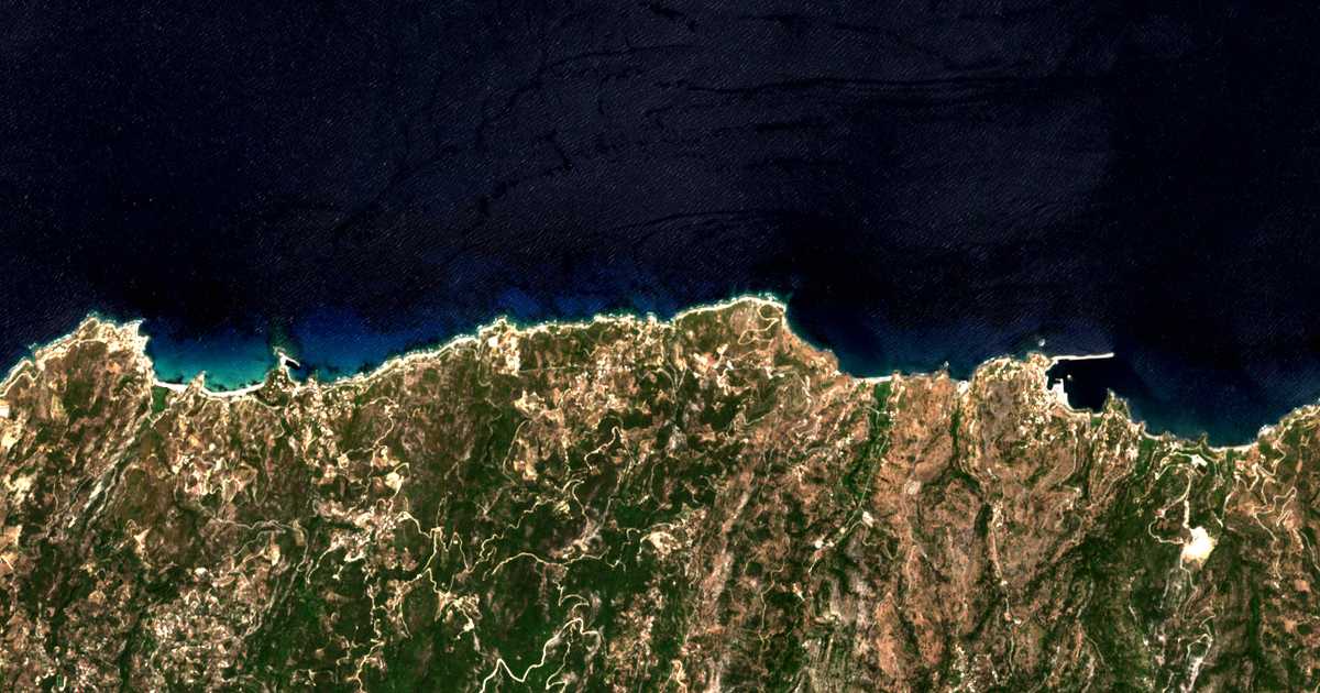 Satellite map of Avlaki